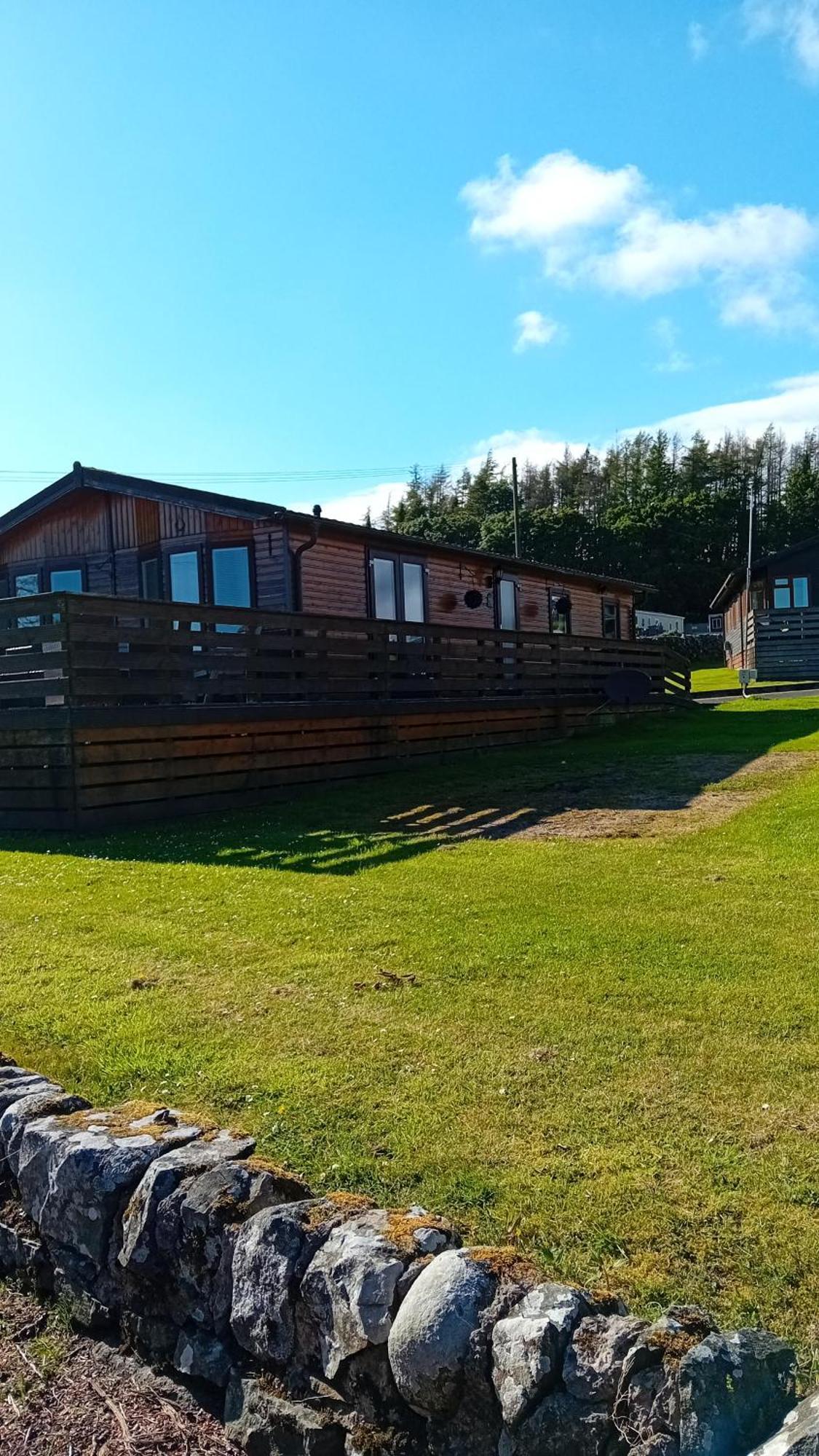 Baytree Lodge At Three Lochs Holiday Park, New Ask About Our Packages Birthday ,Anniversary,Family,Pamper Packages Available Balminnoch Exterior foto